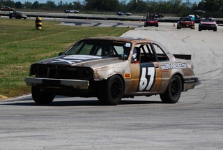 Illustration for article titled The Top 123 Lemons Of The 24 Hours Of LeMons Texas Fall 2009